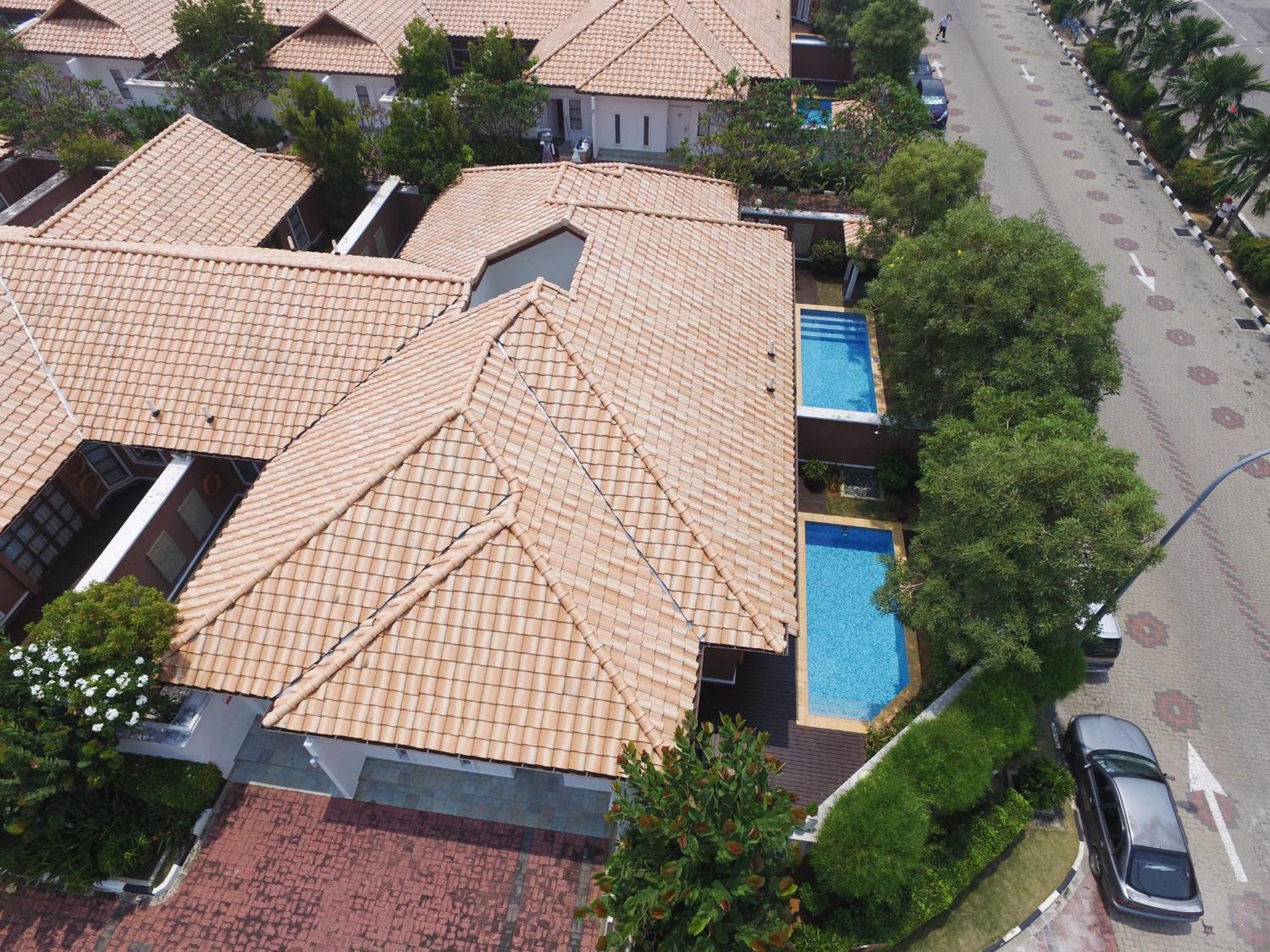Grand Lexis Port Dickson Hotel Exterior foto Residential area in Kota Kinabalu