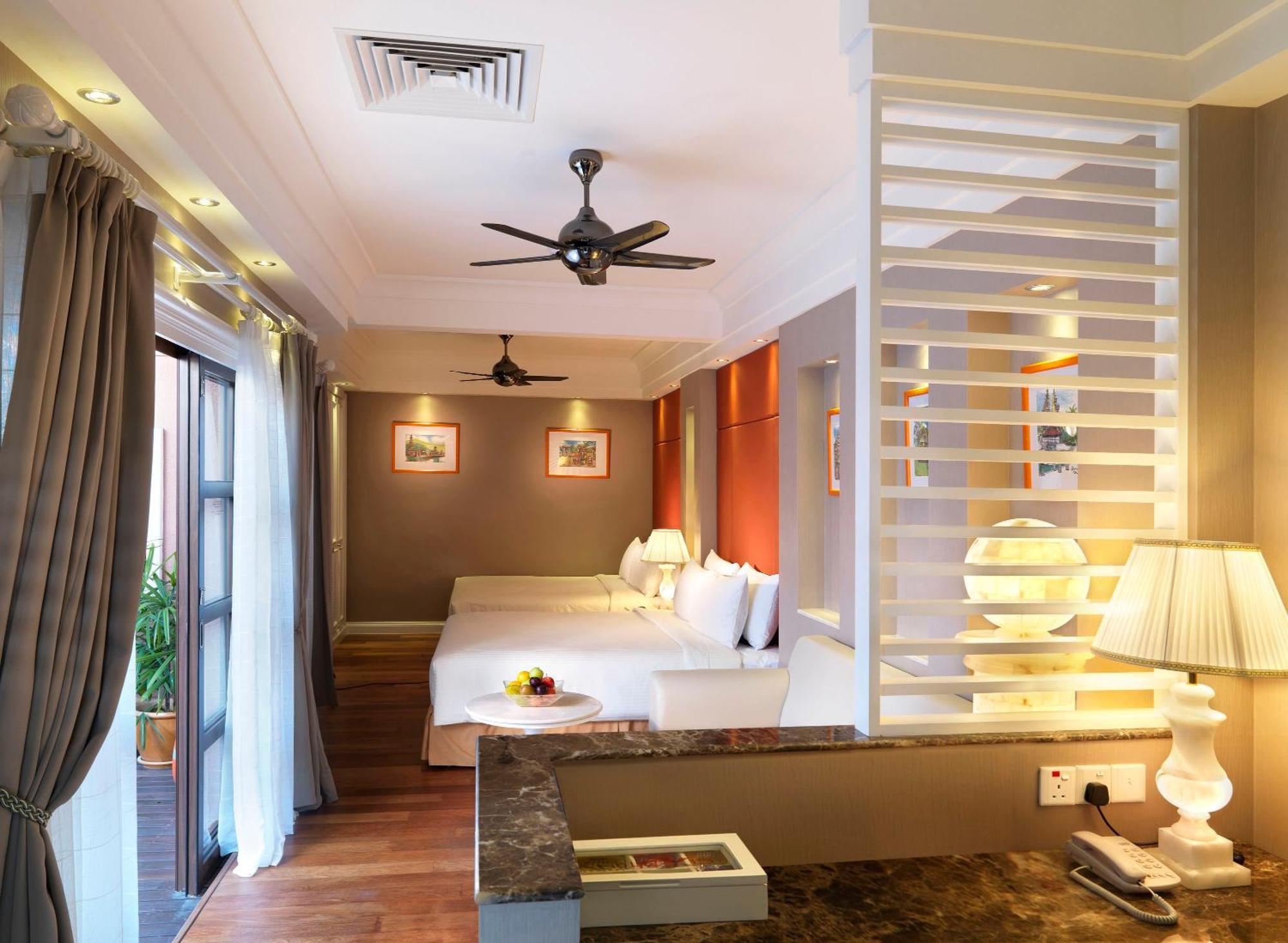 Grand Lexis Port Dickson Hotel Quarto foto Deluxe Suite