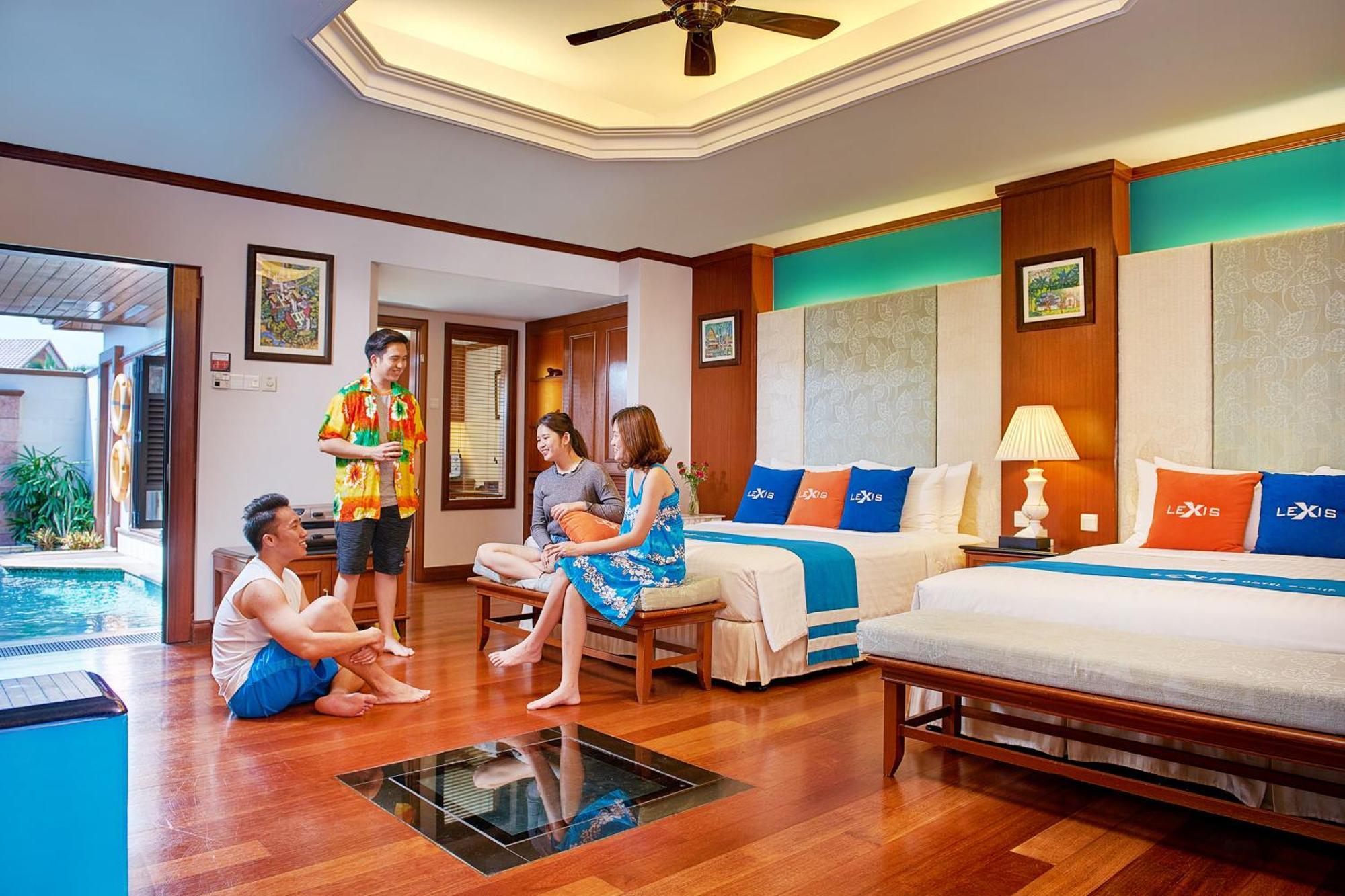 Grand Lexis Port Dickson Hotel Exterior foto Family Pool Villa